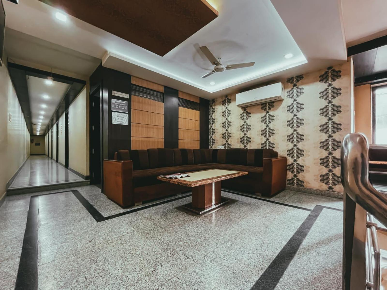 Hotel S L E Residency — Photos 2